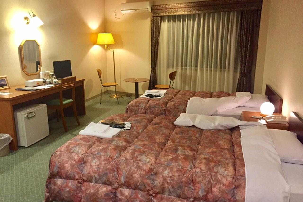 Hotel Kobayashi Кагосима Экстерьер фото